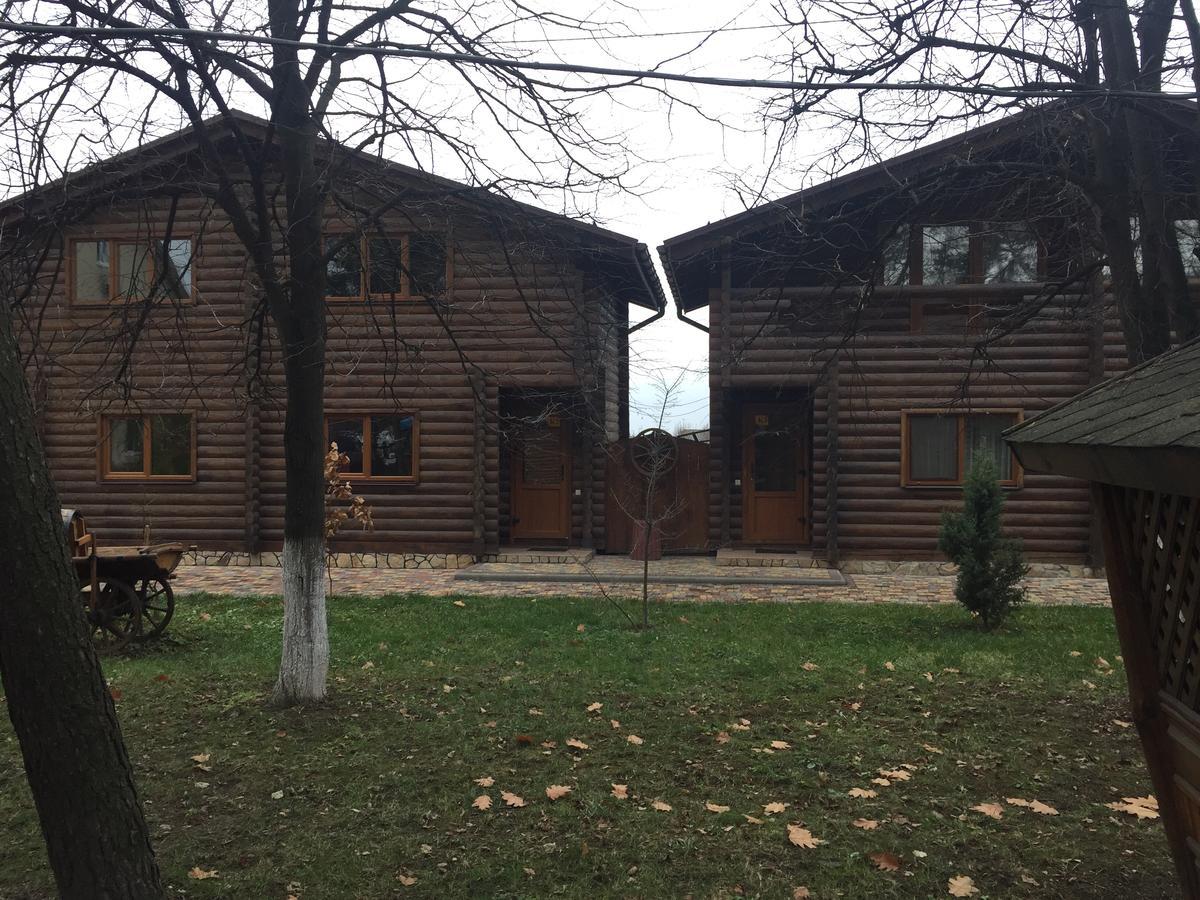 Podilskii Dvir Yakushintsy Zewnętrze zdjęcie